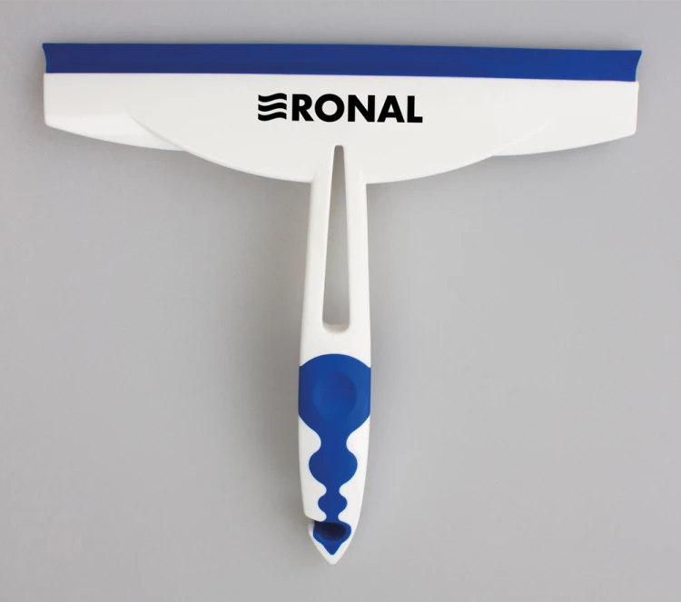 ACCESSORIES_13017_plastic_squeegee_2025.jpg