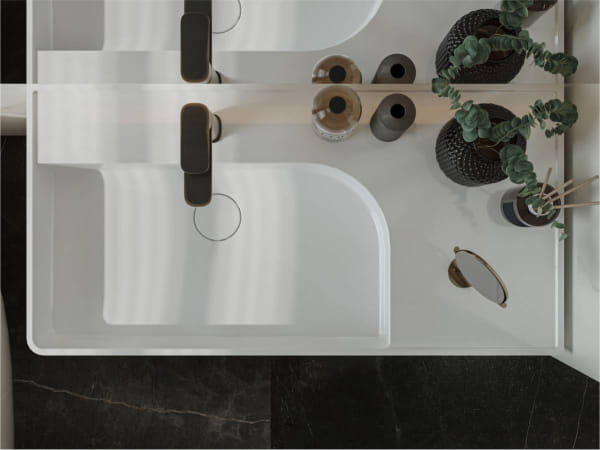 optimus-interior-2-600x880-r.jpg